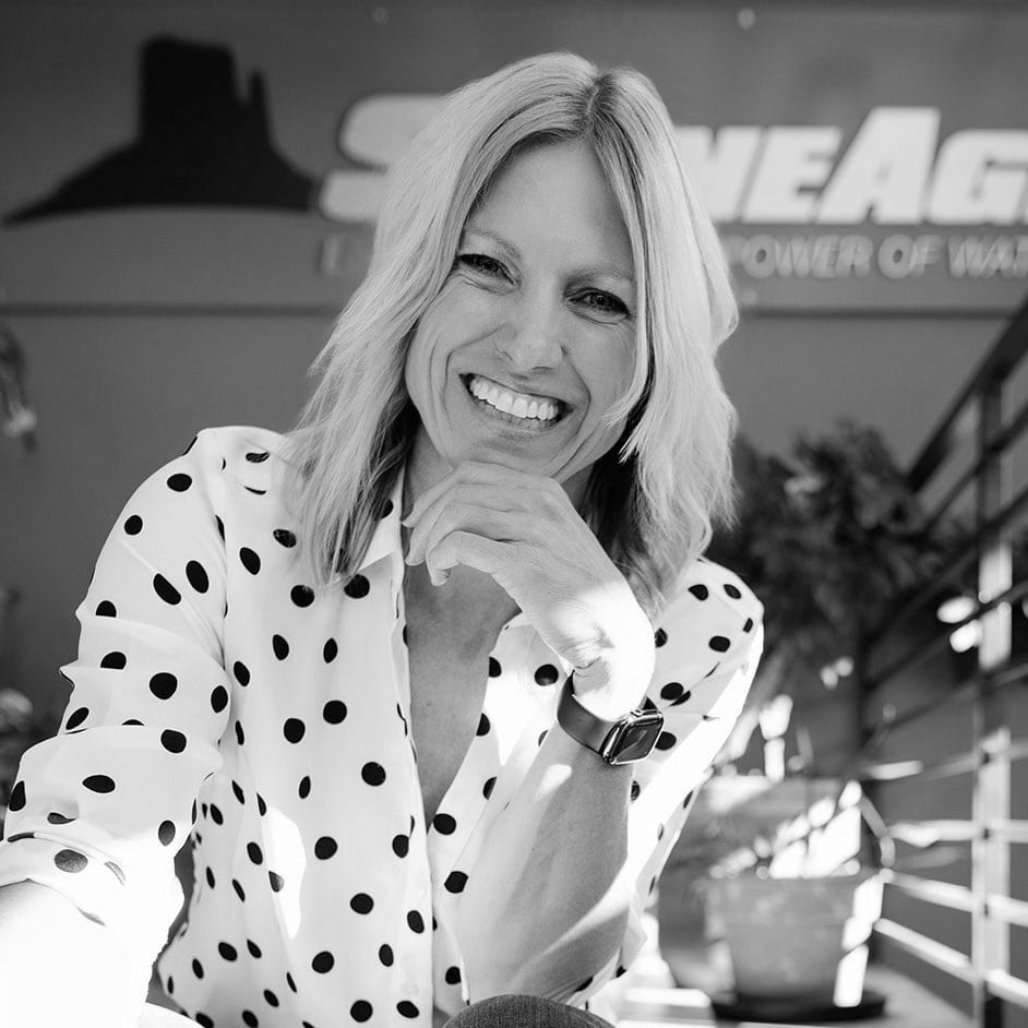 Kerry_Siggins_BW_SQ